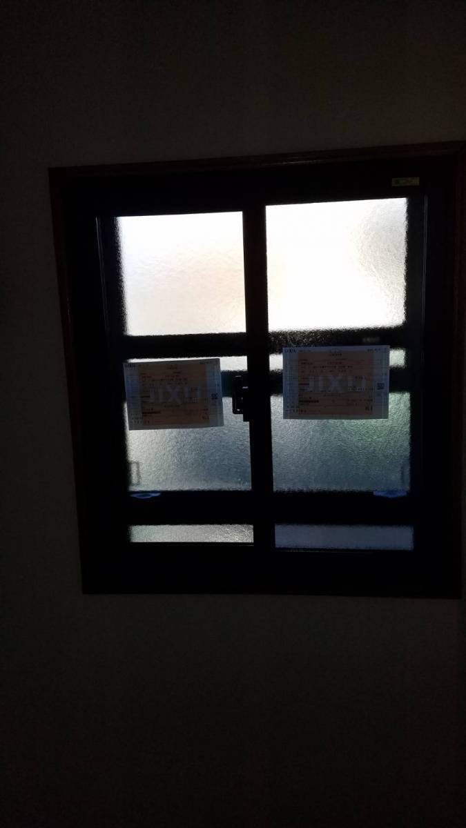 イソベトーヨー住器の山梨県甲斐市　内窓取付の施工例　1ｄａｙリフォームお勧めです‼の施工後の写真1