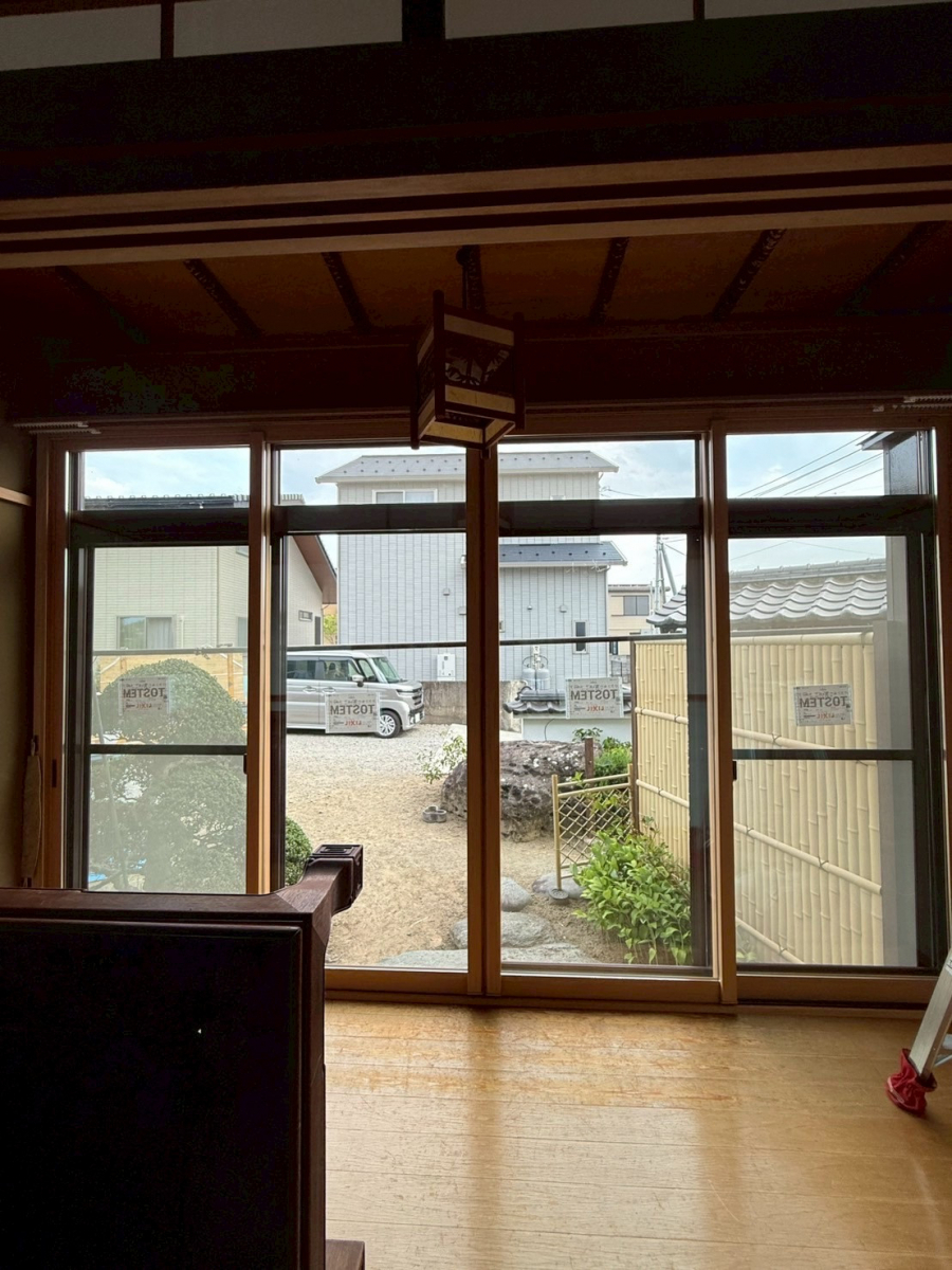 イソベトーヨー住器の山梨県中央市布施　内窓（インプラス）取付の施工例の施工後の写真3