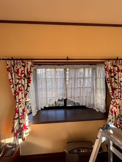 イソベトーヨー住器の山梨県　｜　甲斐市篠原　｜　内窓施工例　｜　断熱リフォーム　｜　甲斐市　｜　イソベトーヨー住器の施工前の写真1