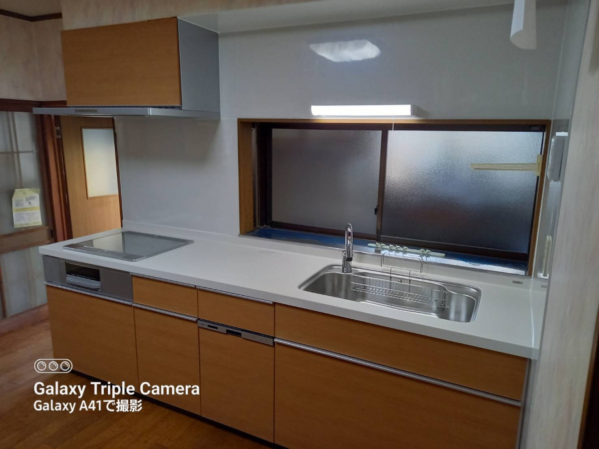 イソベトーヨー住器の山梨県　｜　甲州市　｜　キッチンリフォームの施工例　｜　イソベトーヨー住器　｜　甲斐市の施工後の写真2
