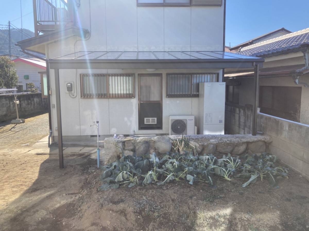 イソベトーヨー住器の山梨県市川三郷町　テラス取付けの施工例　大きなテラスは使い勝手抜群です！の施工後の写真3