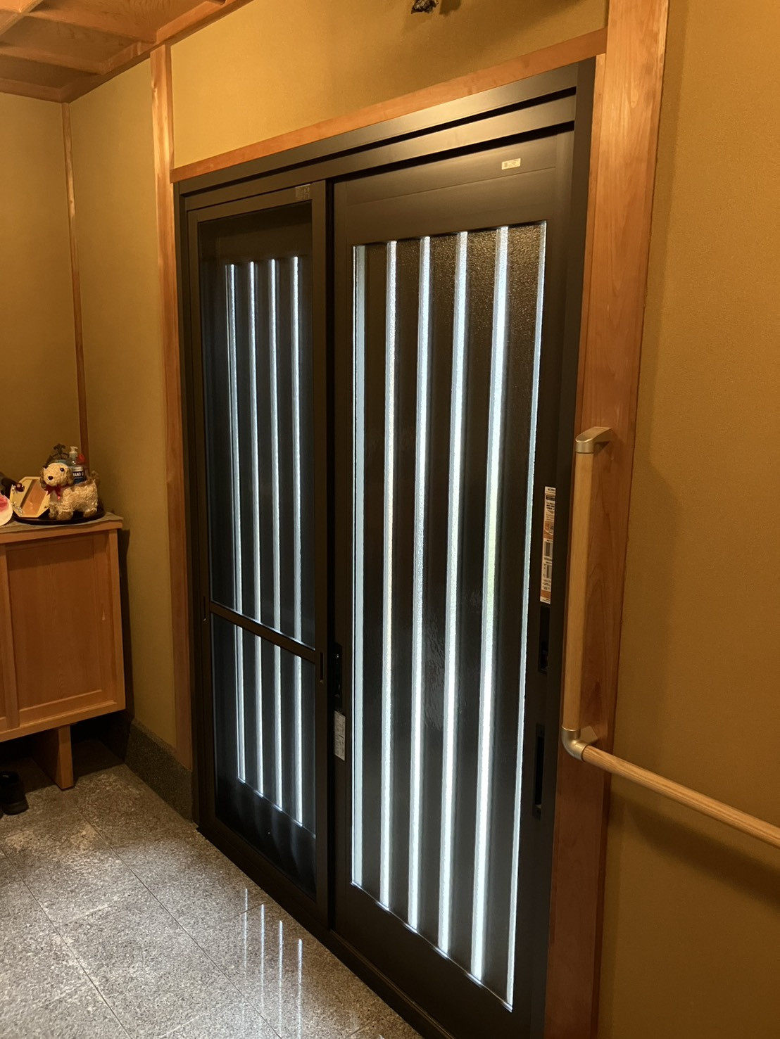 多治見トーヨーサッシ販売のお家の雰囲気に合うデザインの引戸にしたいの施工後の写真2