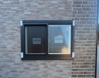 柳川サッシ販売の外窓断熱　🦛カバー工法”リプラス”の施工後の写真2