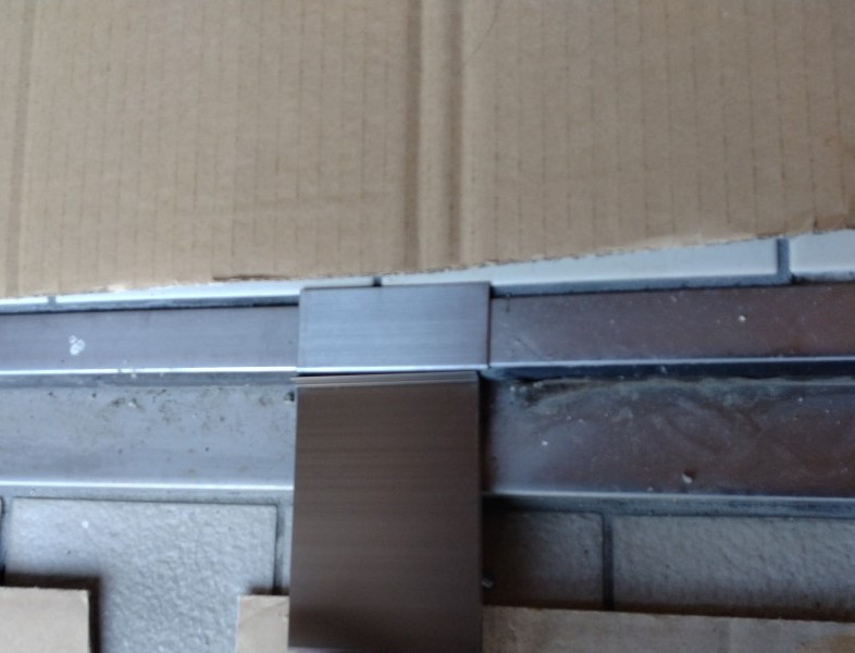 柳川サッシ販売の玄関ドア取替工事　カバー工法”リシェント”の施工後の写真3