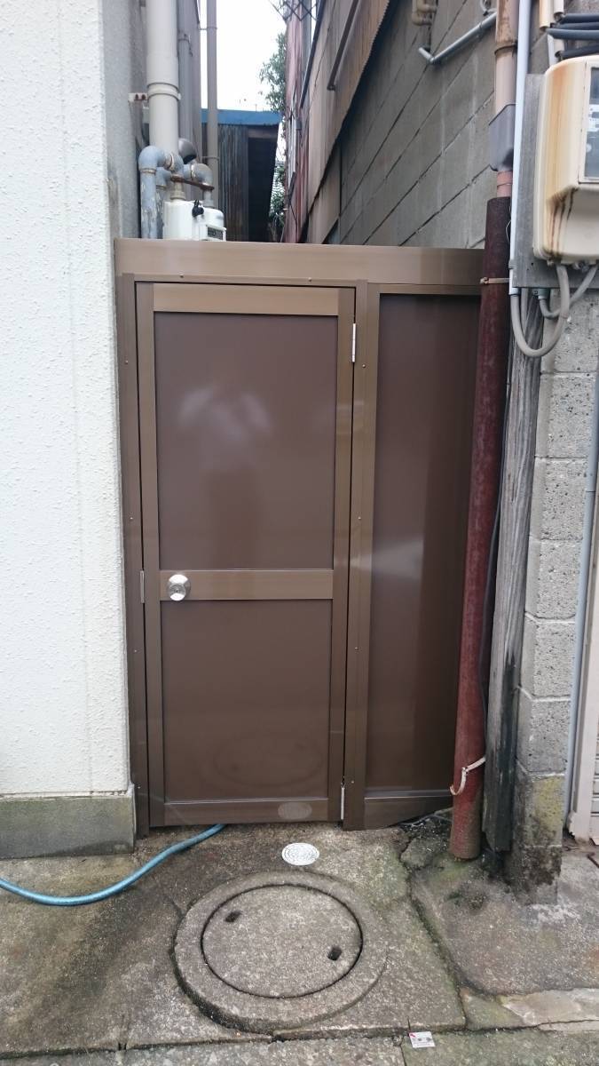 TERAMOTOの【施工例】勝手口ドアの施工前の写真1