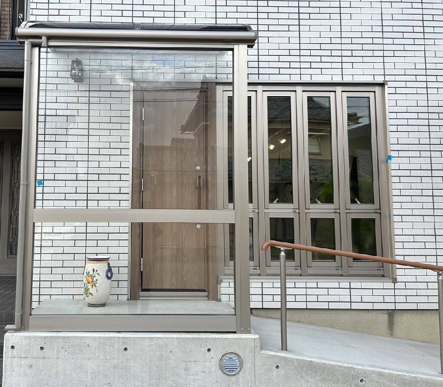 TERAMOTOの【施工例】テラス屋根の施工後の写真1