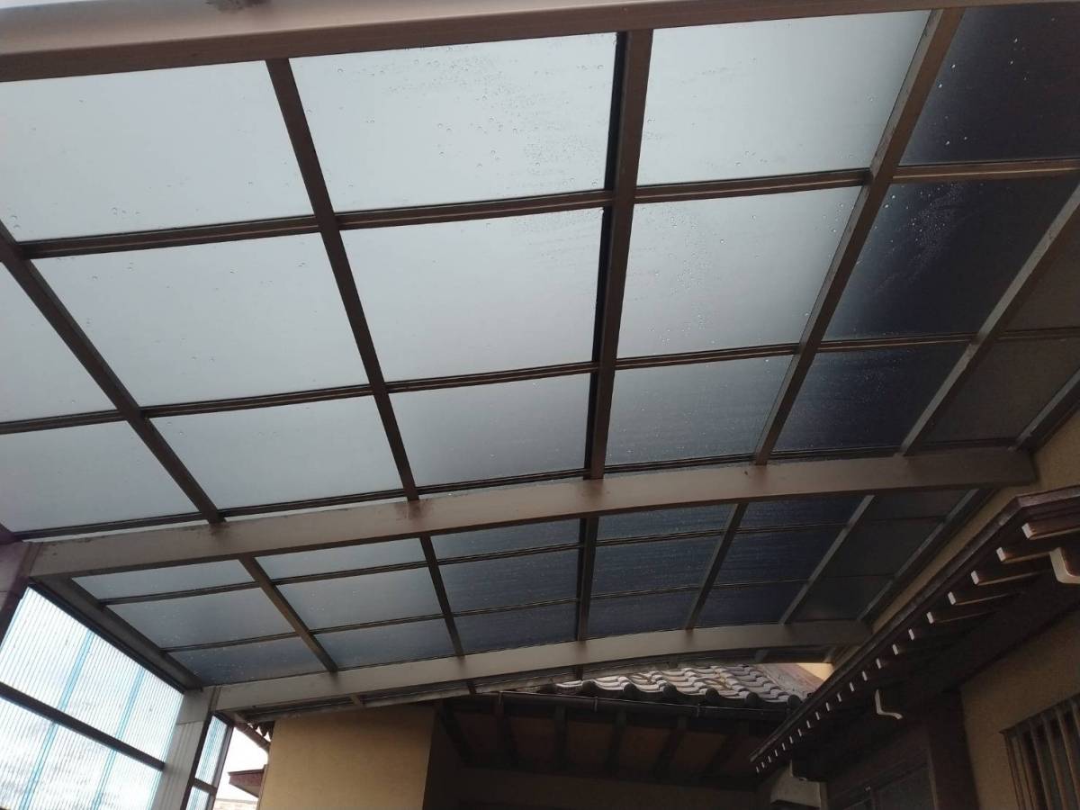 TERAMOTOの【施工例】カーポートポリカ屋根取替の施工後の写真1
