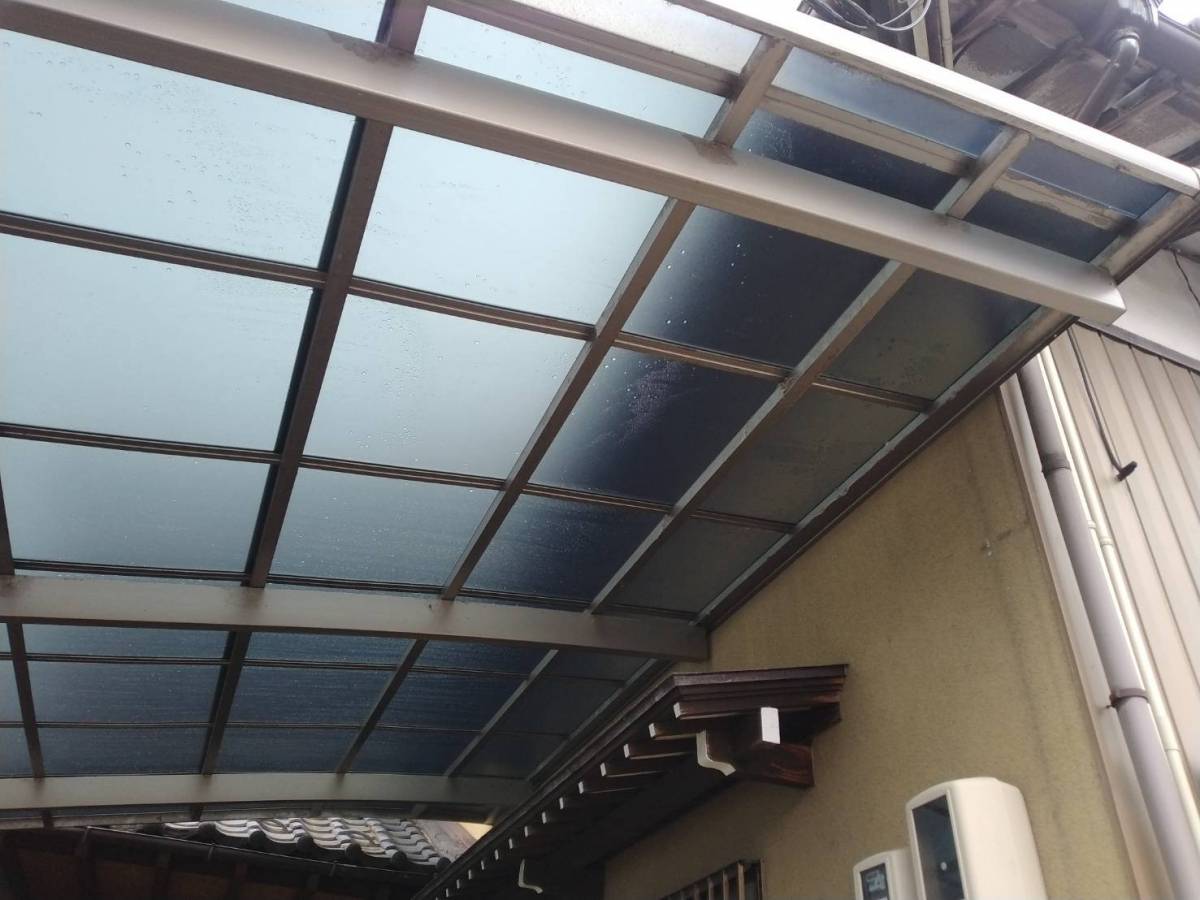 TERAMOTOの【施工例】カーポートポリカ屋根取替の施工後の写真2