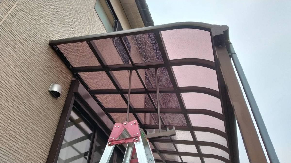 TERAMOTOの【施工例】テラス屋根補修の施工後の写真2
