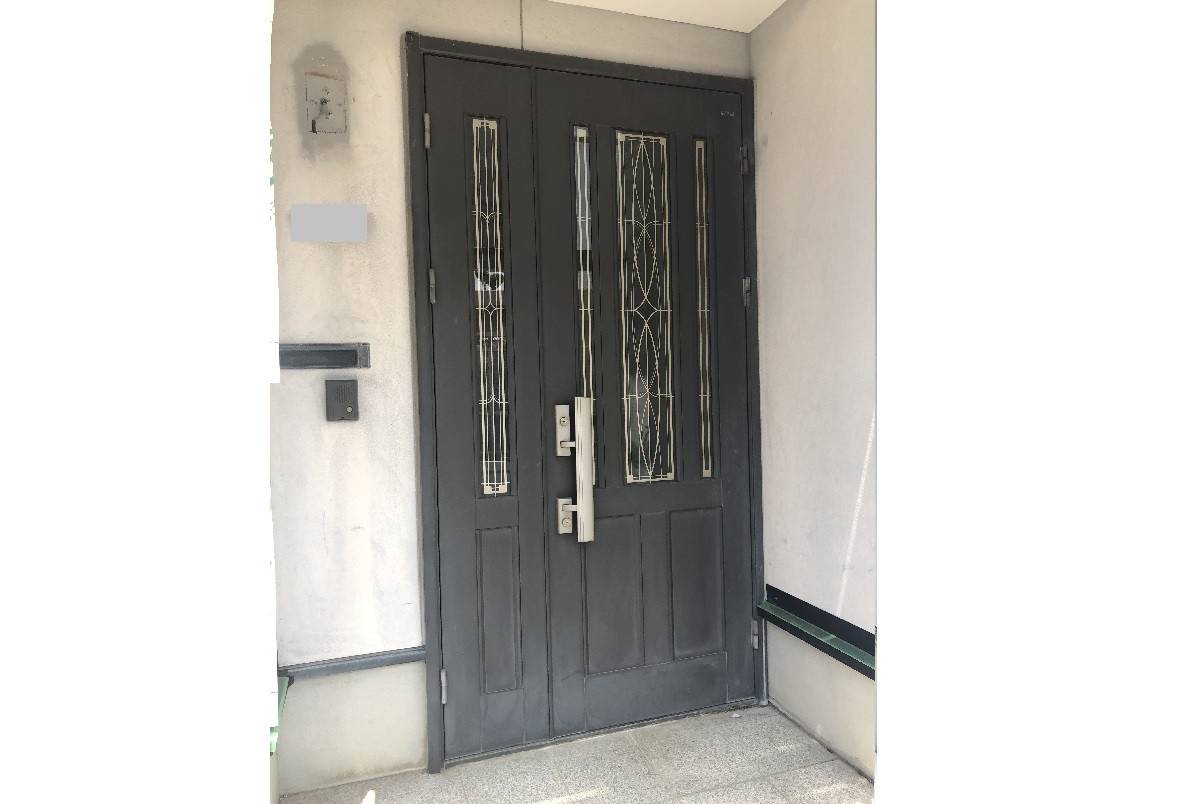 TERAMOTOの【施工例玄関ドアを取替しました。の施工前の写真1