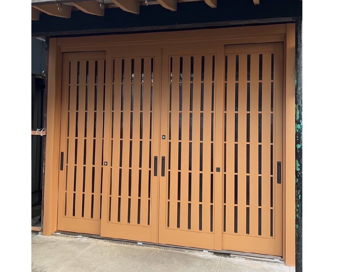 TERAMOTOの【施工例】玄関引戸を取替させていただきました。の施工後の写真1