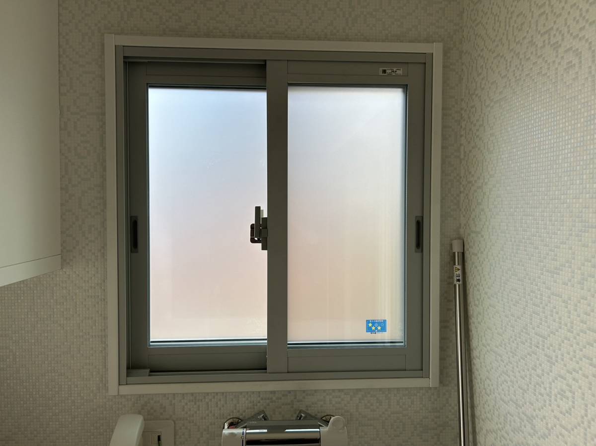 TERAMOTOの【施工例】内窓インプラス　ライトグレーの施工後の写真2