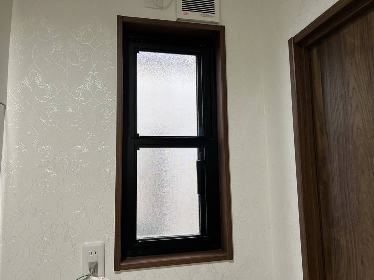 TERAMOTOの【施工例】内窓インプラス　開き窓の施工前の写真3