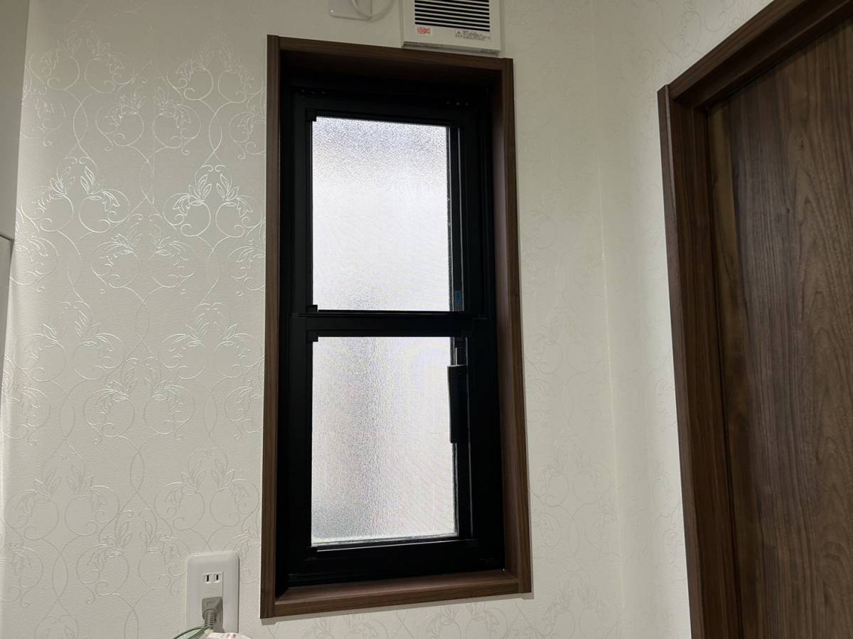 TERAMOTOの【施工例】内窓インプラス 開き窓の施工前の写真3