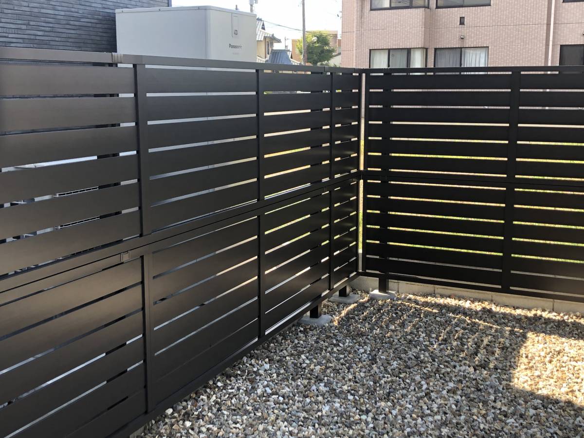 TERAMOTOの【施工例】防犯対策としてフェンスと門扉を設置しました。の施工後の写真2