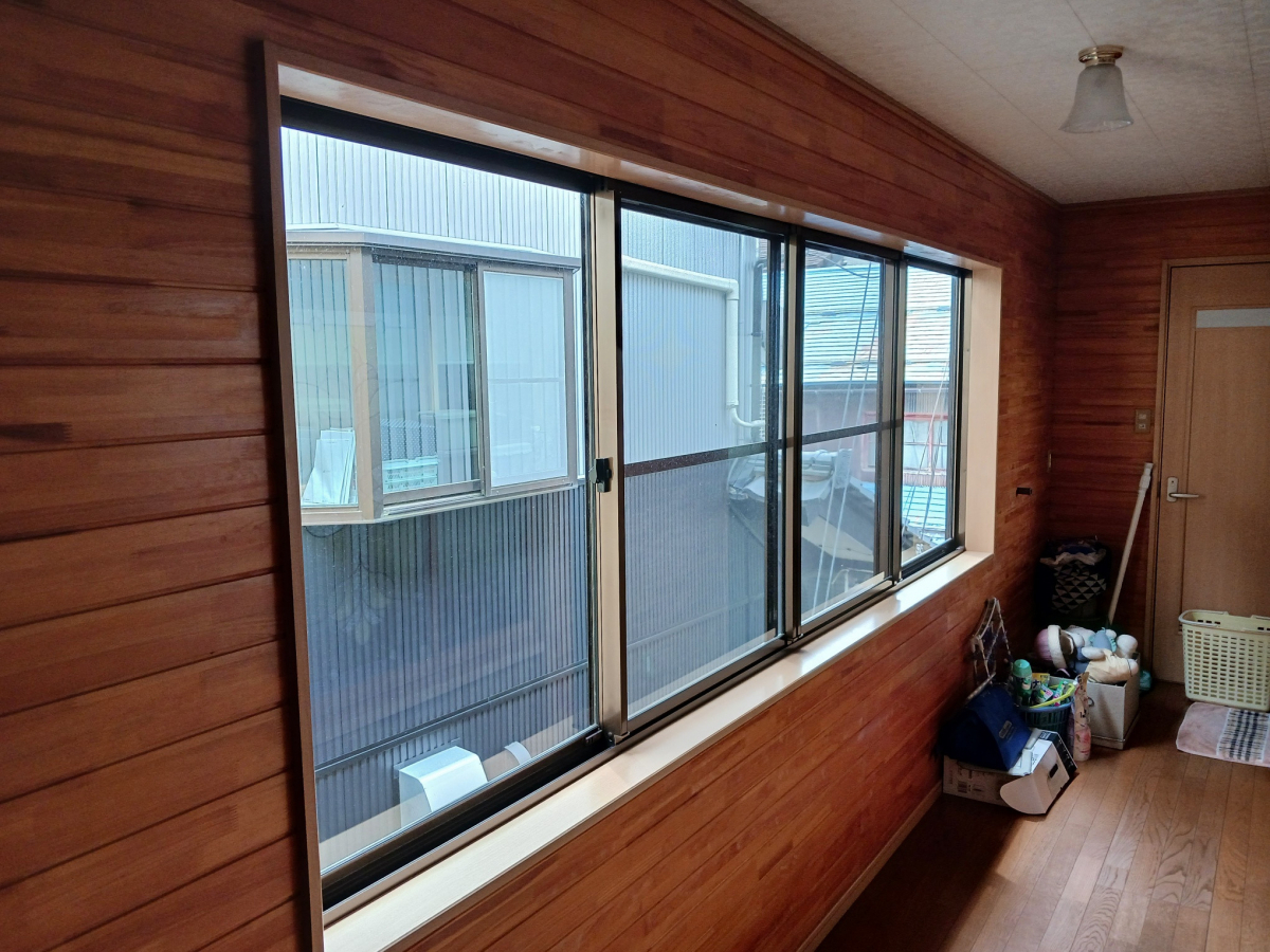 TERAMOTOの【施工例】内窓インプラス　ニュートラルウッドを施工させていただきました。の施工前の写真1