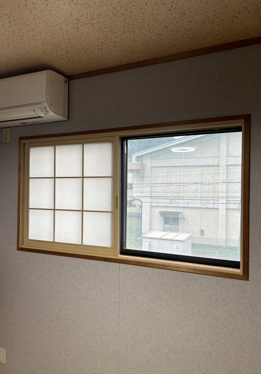 TERAMOTOの【施工例】和室に和紙調格子入りの内窓インプラスを施工させていただきました。の施工前の写真1