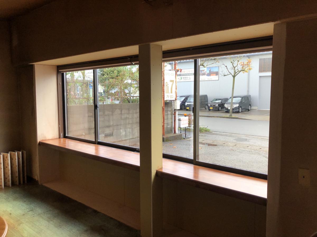 TERAMOTOの【施工例】喫茶店の窓と外壁をリフォームさせていただきました。の施工後の写真3