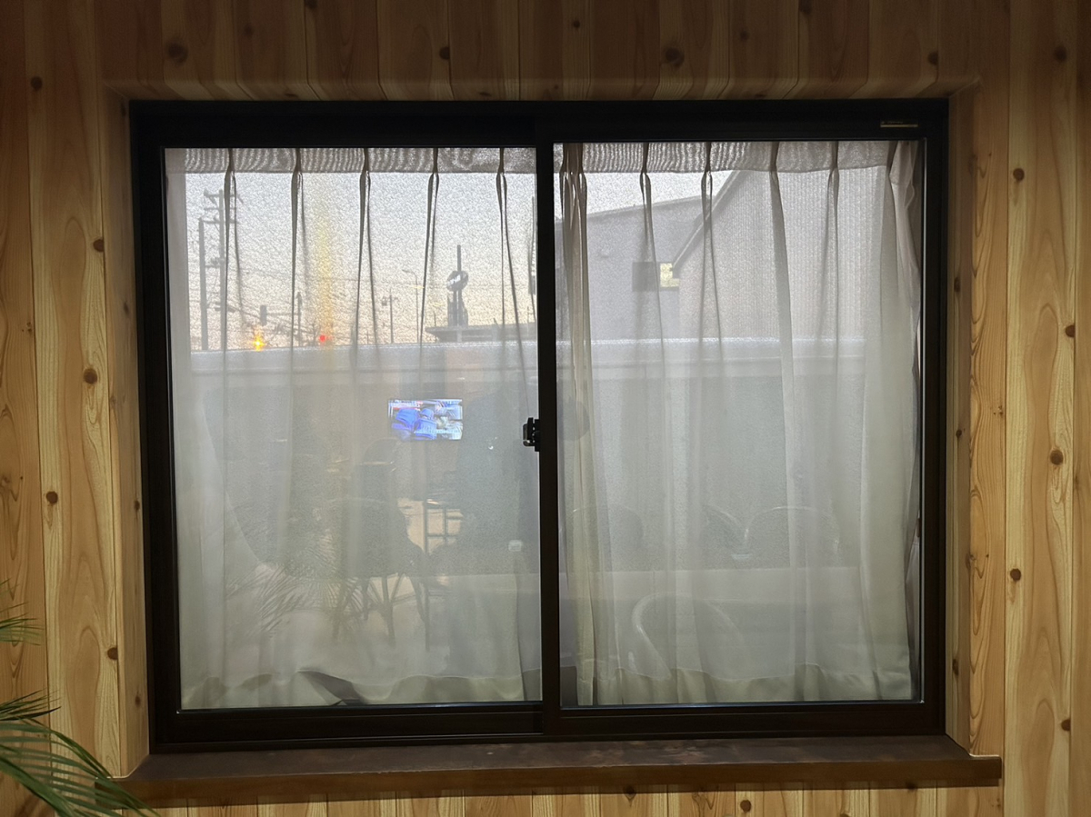 TERAMOTOの【施工例】出窓とあかり窓に内窓を施工させていただきました。の施工後の写真2