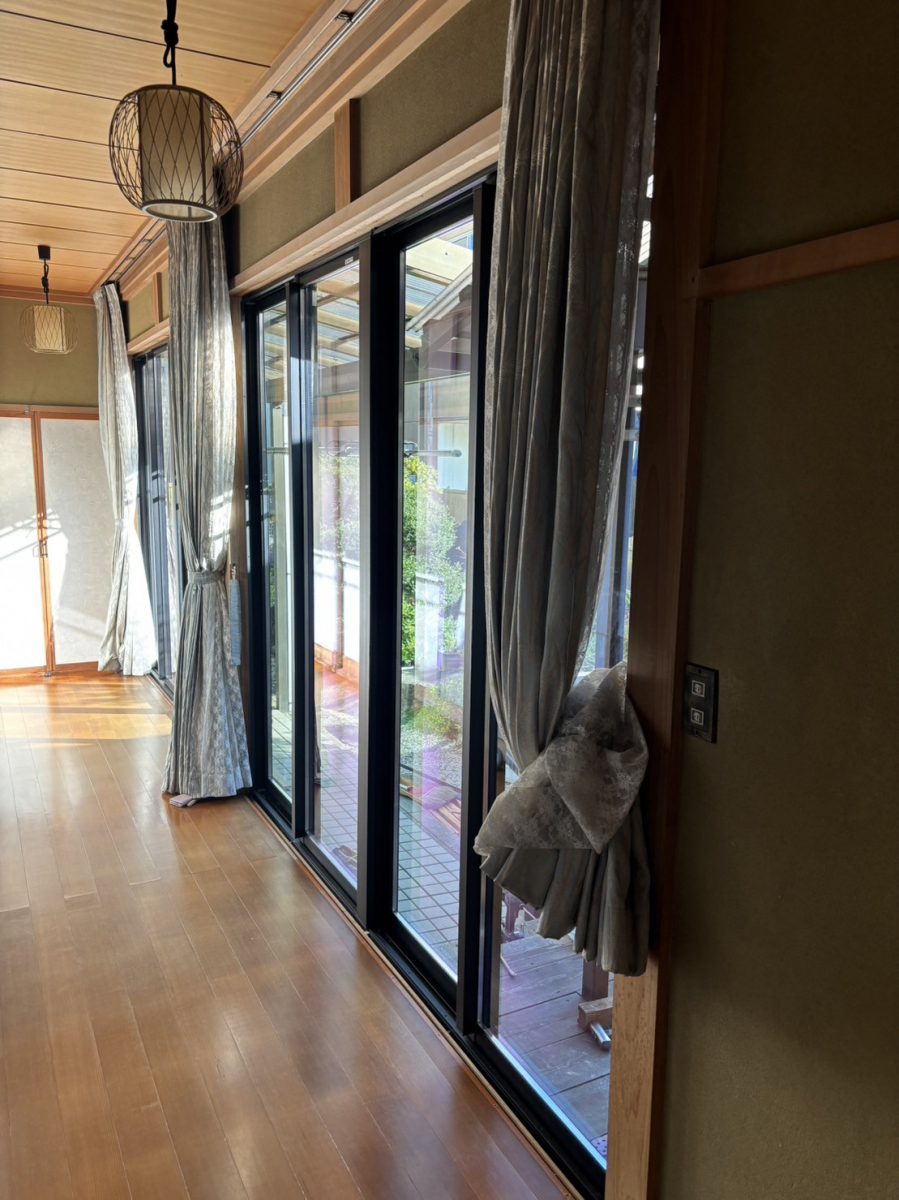 TERAMOTOの【施工例】縁側の大きな外窓をサーモスHに取替しました。の施工後の写真2