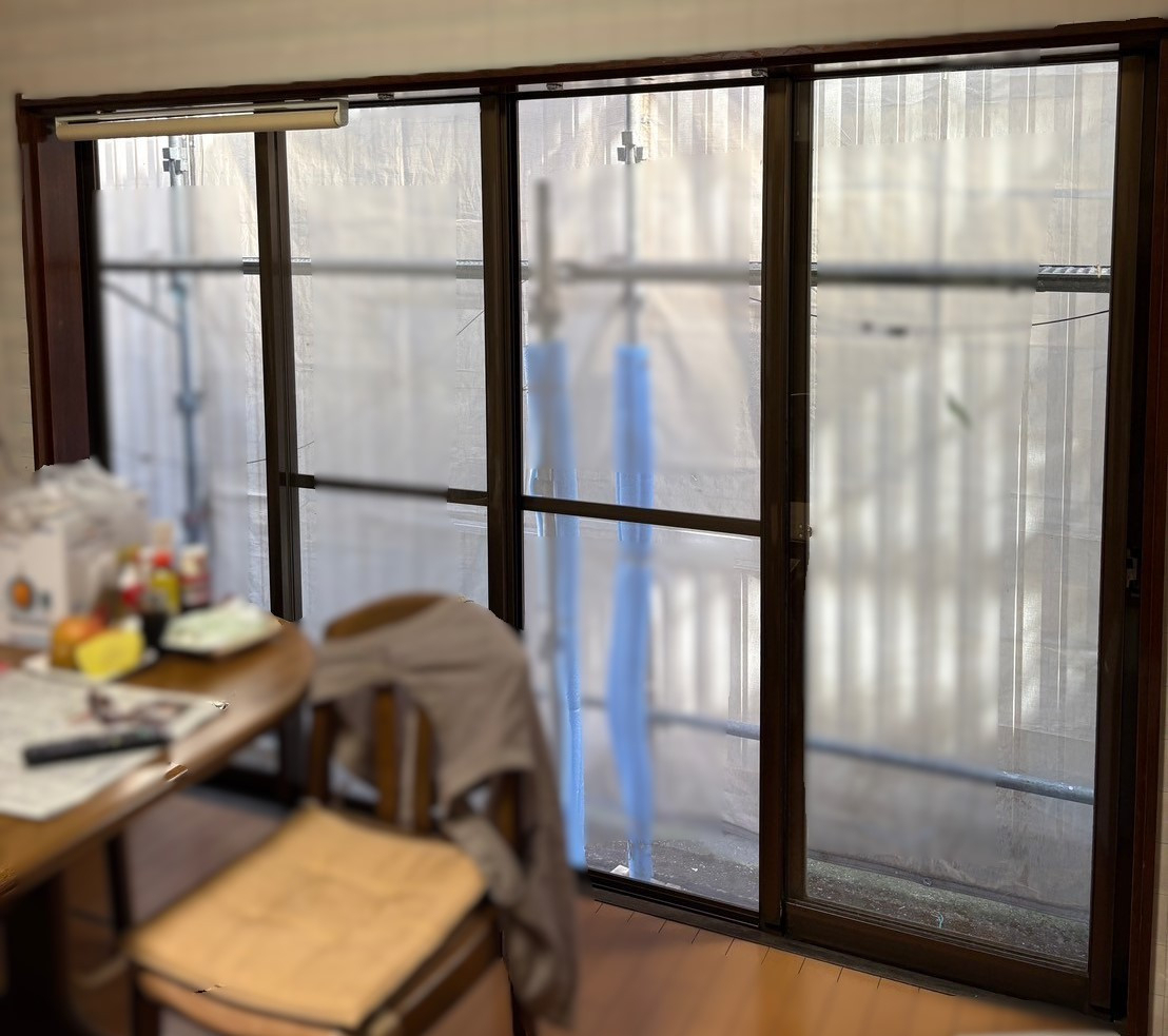 TERAMOTOの【内窓施工例】補助金Sグレード仕様で内窓を施工させていただきました。の施工前の写真1