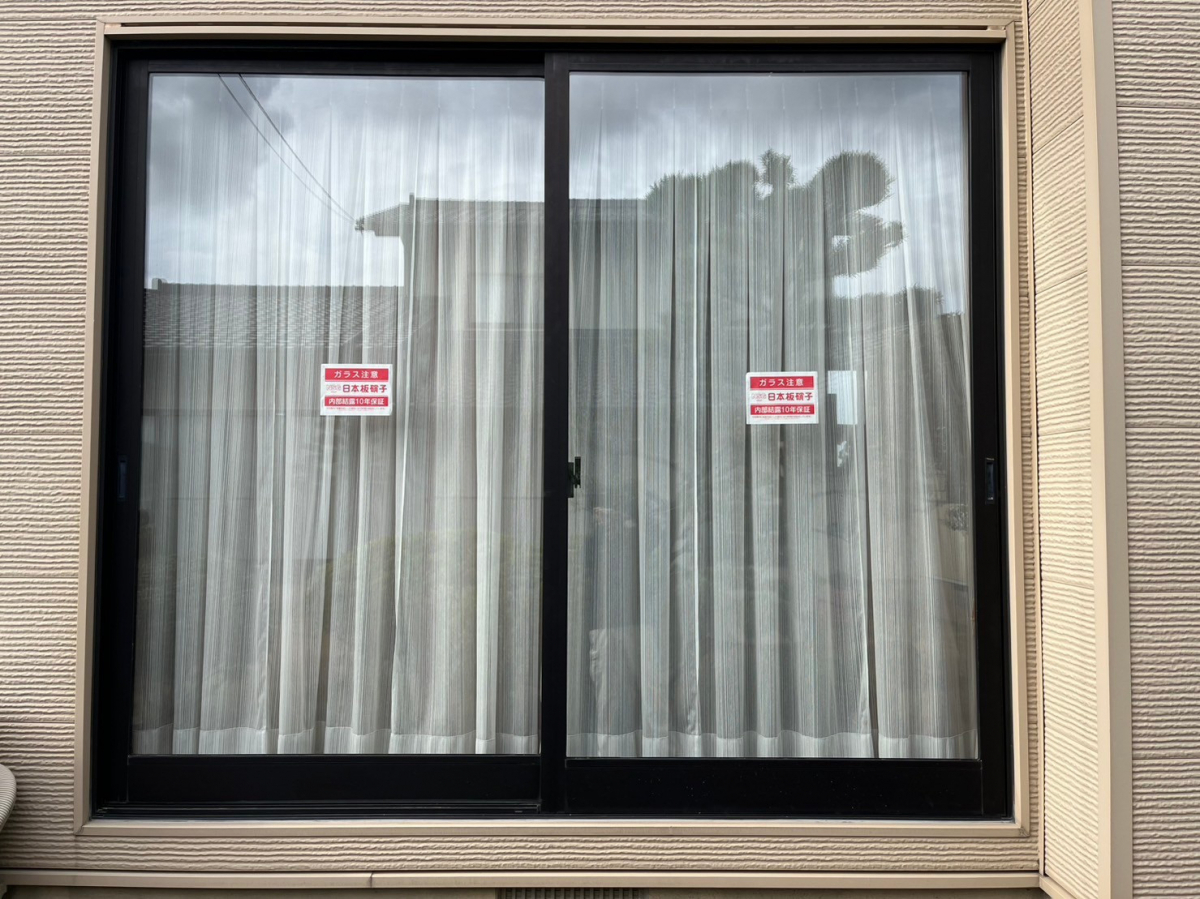 TERAMOTOの【ガラス施工例】内部結露していた複層ガラスを交換しました。の施工後の写真1