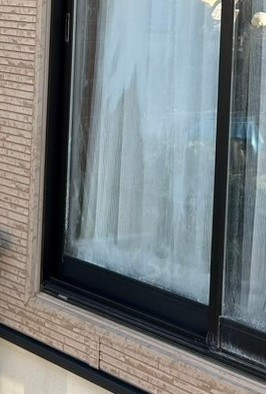 TERAMOTOの【ガラス施工例】引違い窓の複層ガラスのみを交換させていただきました。の施工前の写真2