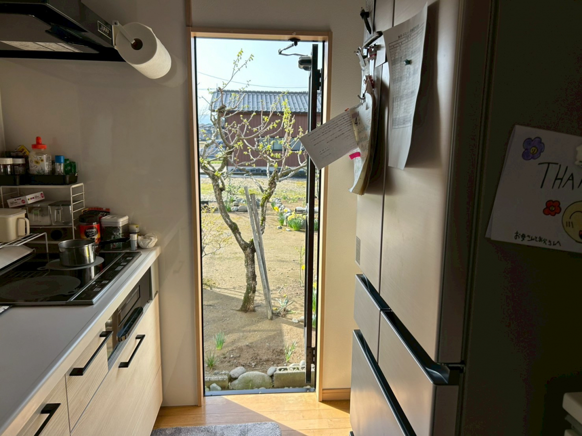 TERAMOTOの【内窓施工例】FIX窓のLIXILインプラスを施工させていただきました。の施工前の写真1