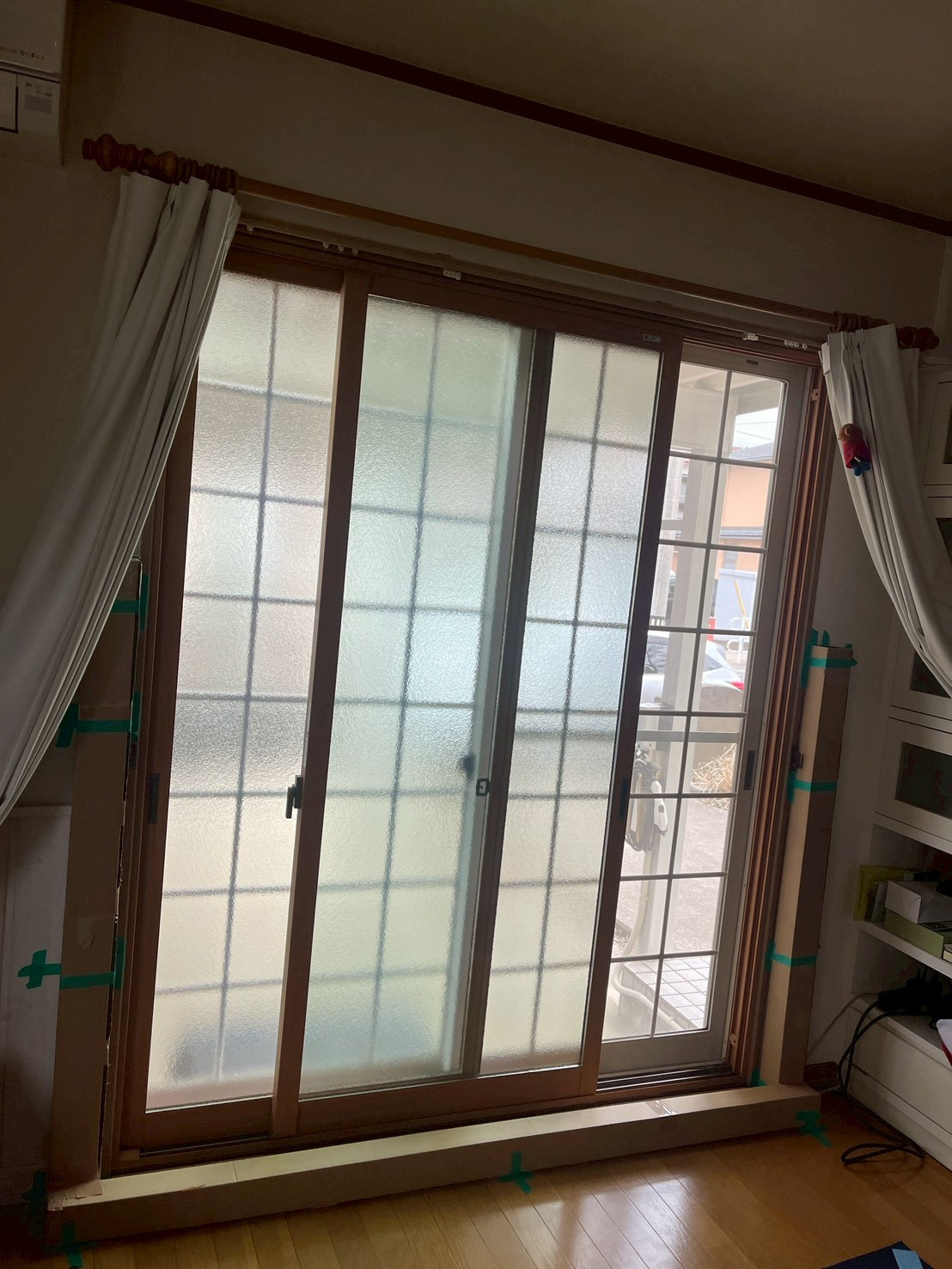 TERAMOTOの【福井北】外観デザインはそのまま、内窓で目隠し効果をUP！｜寺本トーヨー住器｜の施工後の写真1