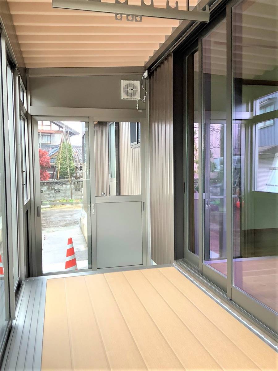 TERAMOTOの【施工例】折板サンルームの施工後の写真3