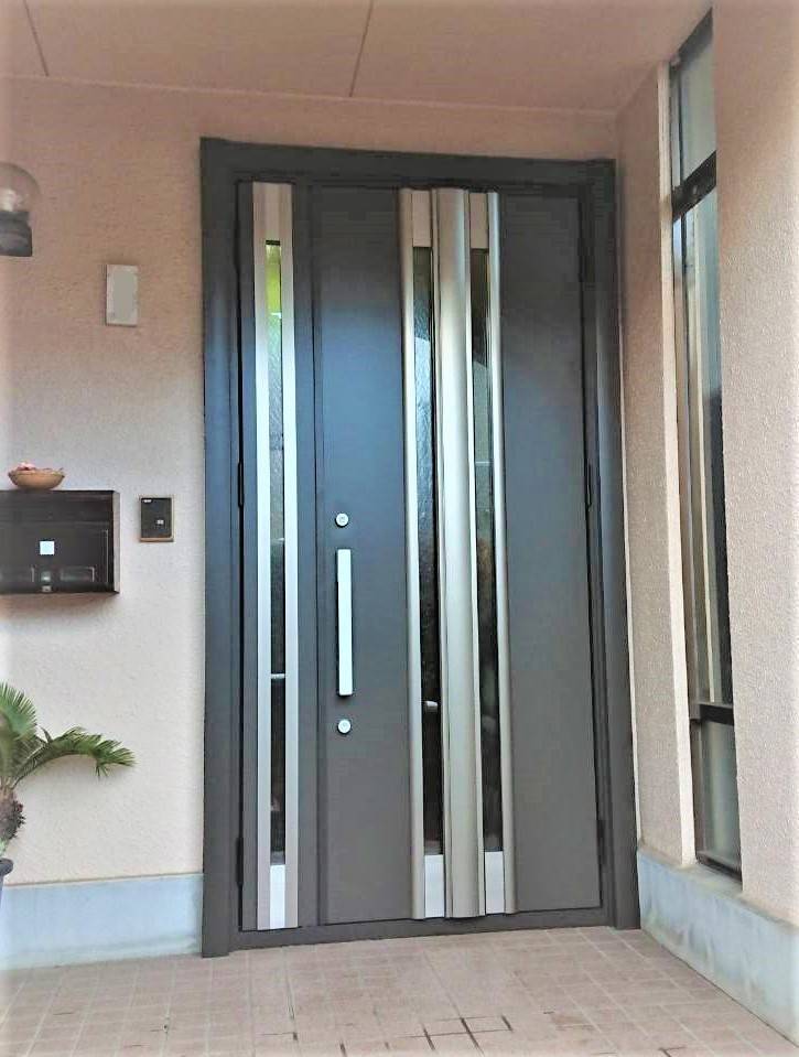 TERAMOTOの【施工例】リシェント玄関ドアの施工後の写真2