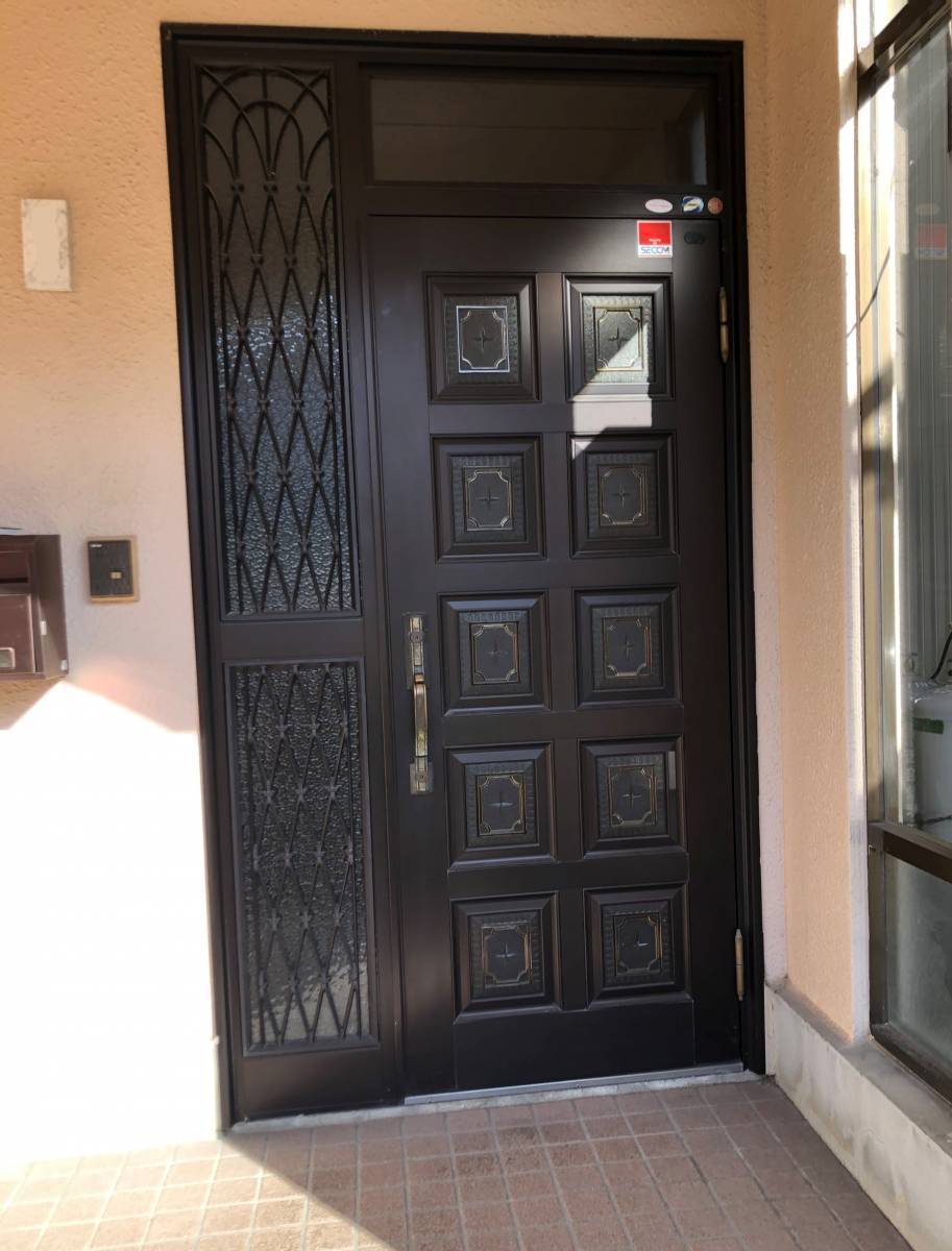 TERAMOTOの【施工例】リシェント玄関ドアの施工前の写真1