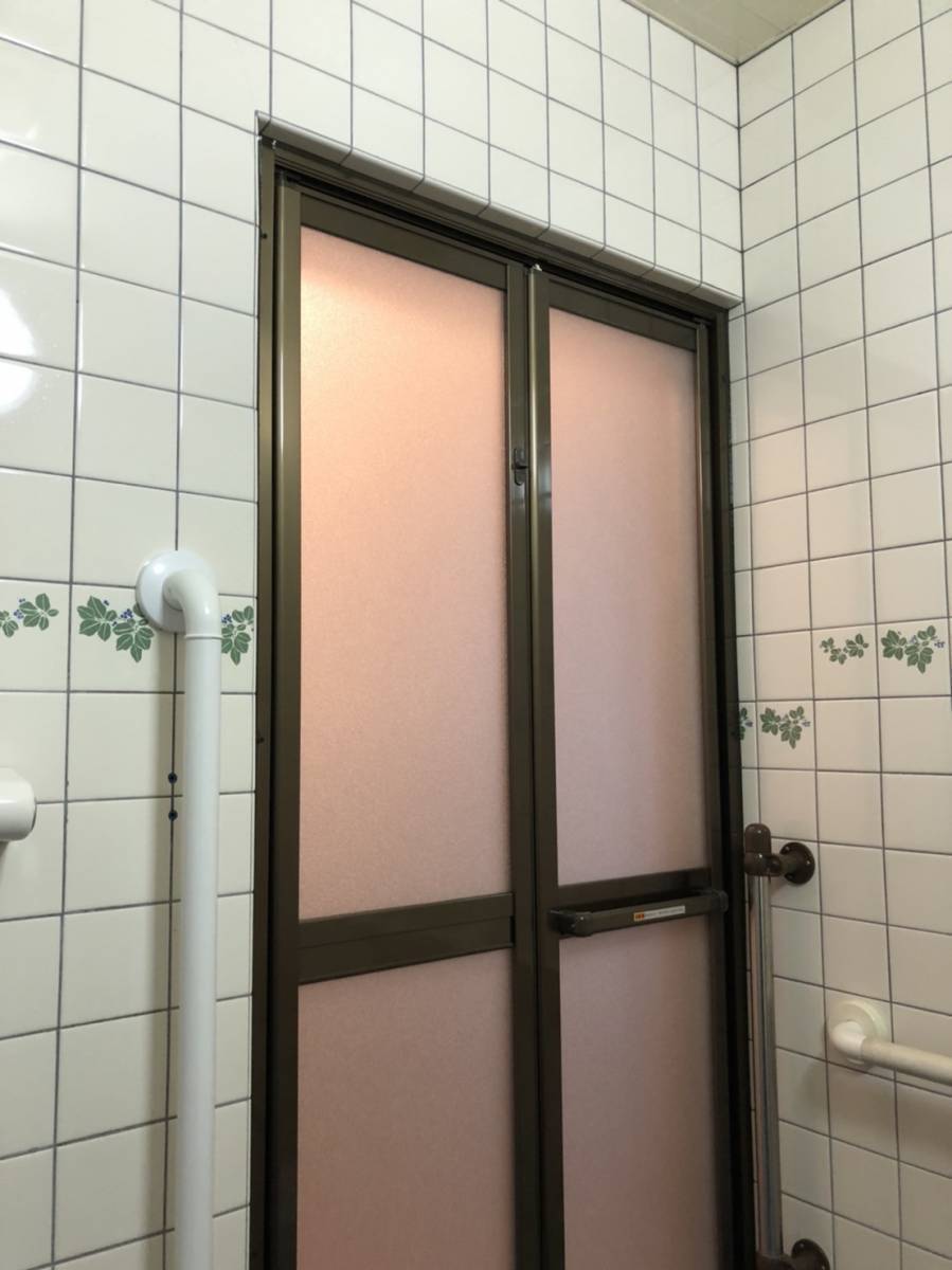 TERAMOTOの【施工例】浴室ドアの施工後の写真2
