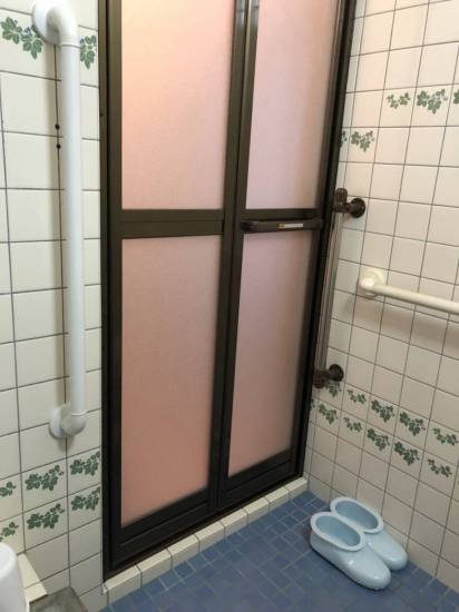 TERAMOTOの【施工例】浴室ドア施工事例写真1
