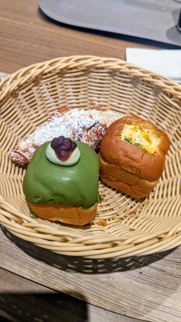 パン食べ放題 マドReSTのブログ 写真1