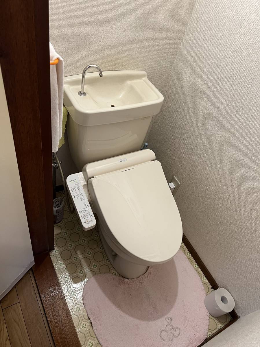 コーホクトーヨー住器のトイレ空間リフォームの施工前の写真1