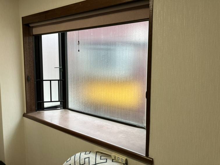 コーホクトーヨー住器のインプラスで先進的窓リノベ事業へ申請！の施工前の写真2