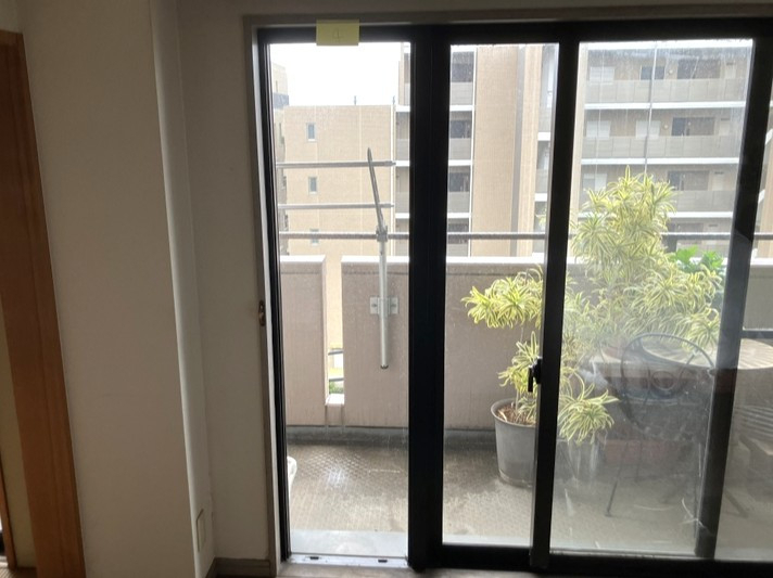 コーホクトーヨー住器の【板橋区】内窓設置/インプラスの施工前の写真1
