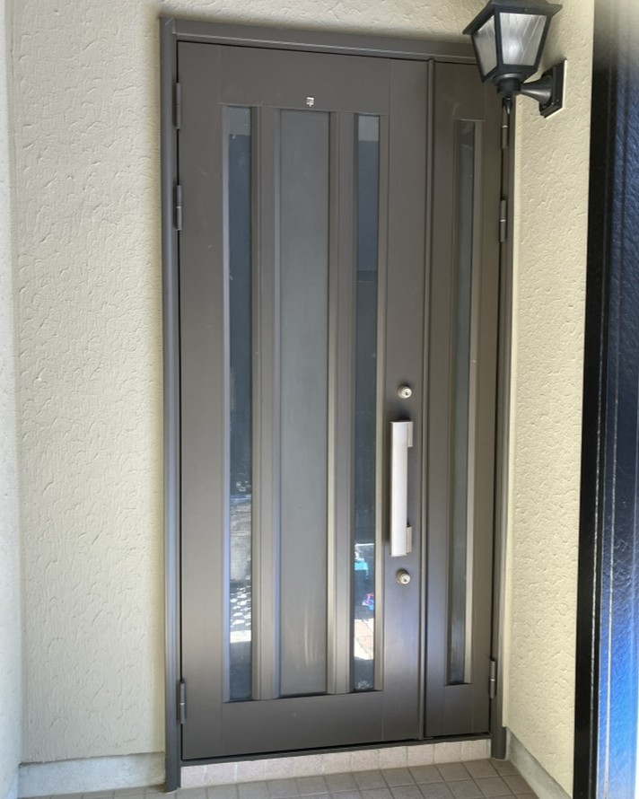 コーホクトーヨー住器の【さいたま市】リシェント/玄関ドアの施工前の写真1