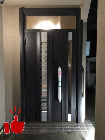 コーホクトーヨー住器の玄関ドアの交換施工事例写真1
