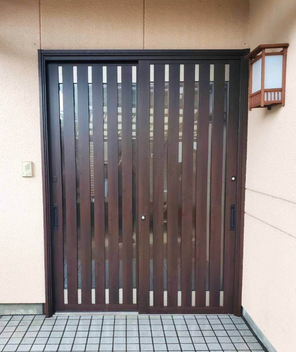 ツカサトーヨー住器の☆新しい玄関で毎日をもっと心地よくしませんか～✨✨の施工後の写真1