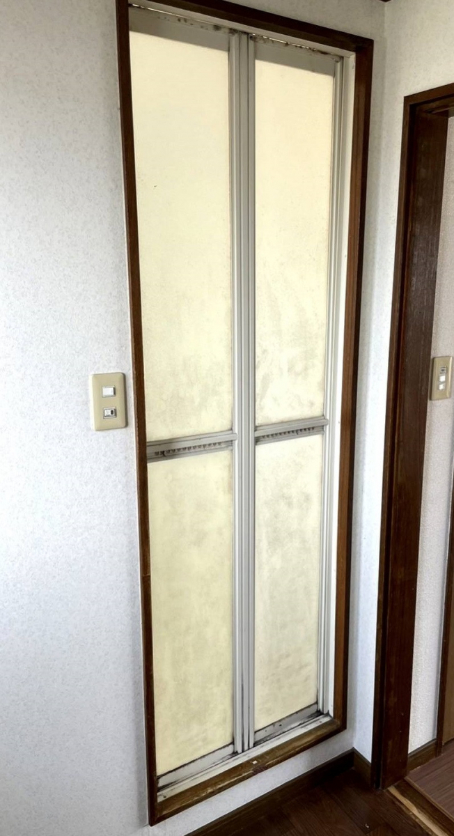 ツカサトーヨー住器の☆浴室ドアの開閉はスムーズですか？の施工前の写真1