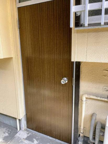 ツカサトーヨー住器の☆ロンカラーフラッシュドアの取替え☆施工事例写真1