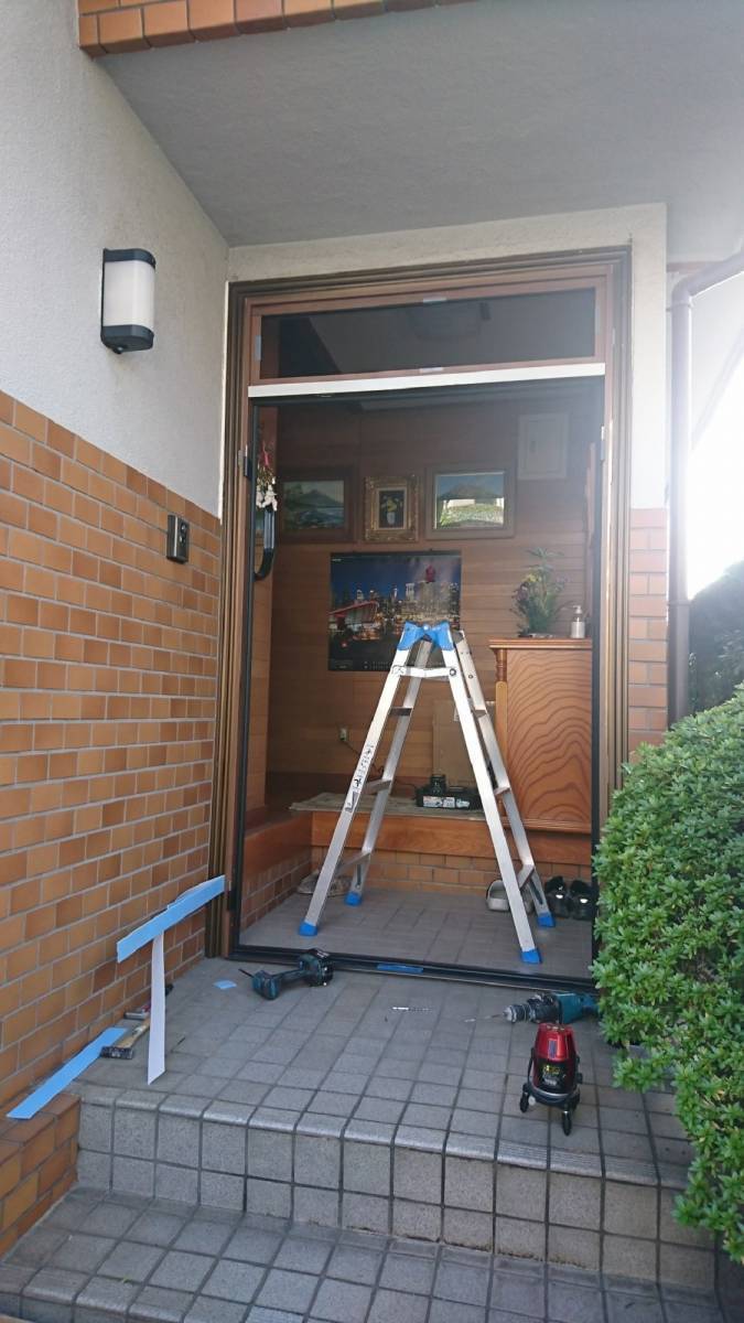 ツカサトーヨー住器の☆玄関ドアの取替え☆の施工前の写真3