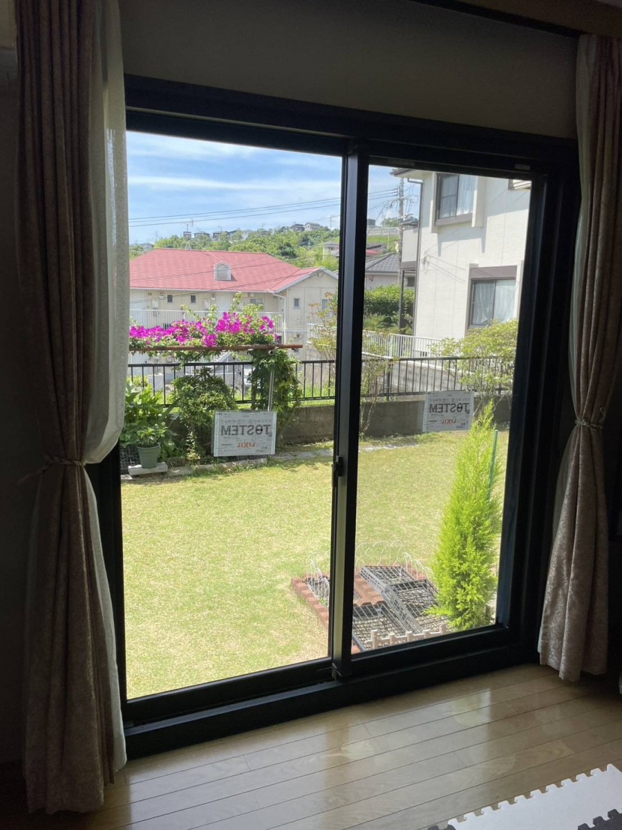 ツカサトーヨー住器の★窓リフォーム　取替窓リプラス施工例★の施工後の写真1
