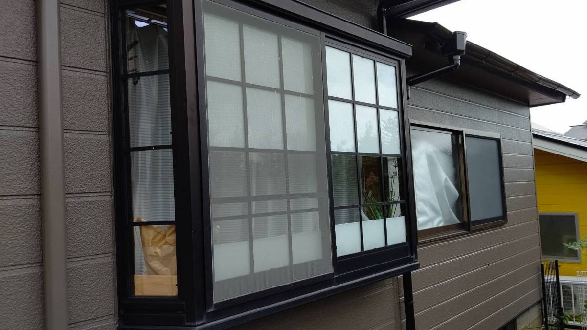 ツカサトーヨー住器の☆これで窓まわり対策はバッチリ☆の施工前の写真1