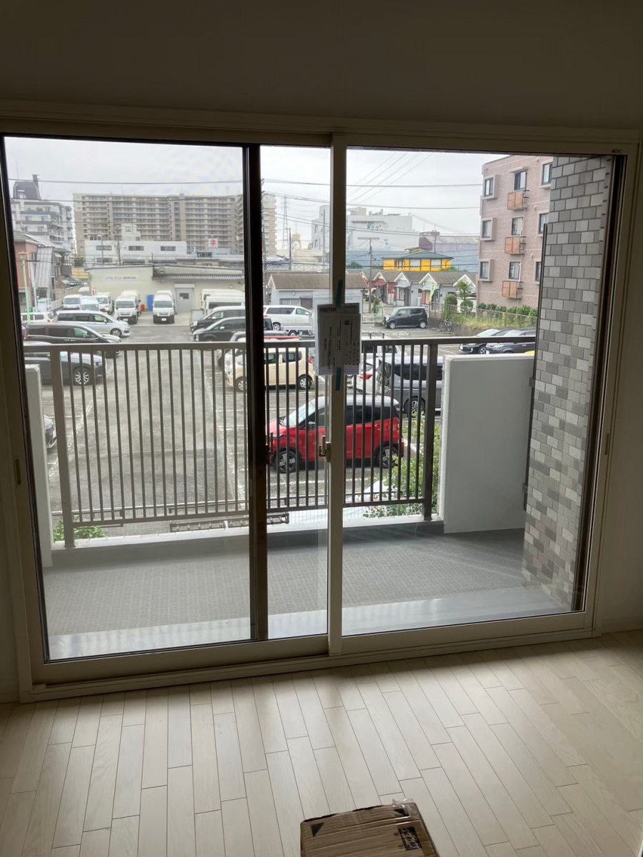 ミネオトーヨー住器の大和市にて内窓インプラス取付の施工後の写真3