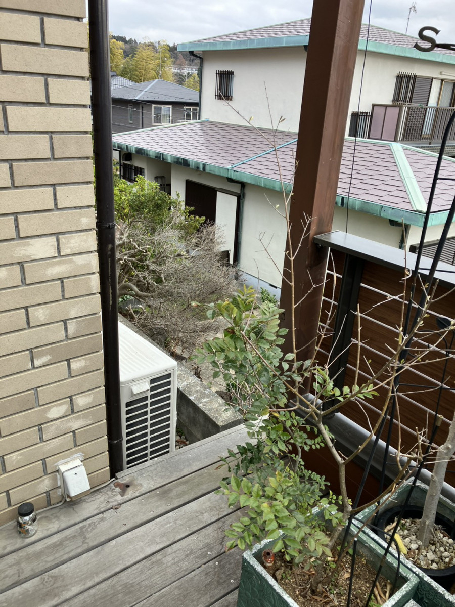 ミネオトーヨー住器の小田原にてウッドパーテーション取付の施工前の写真1