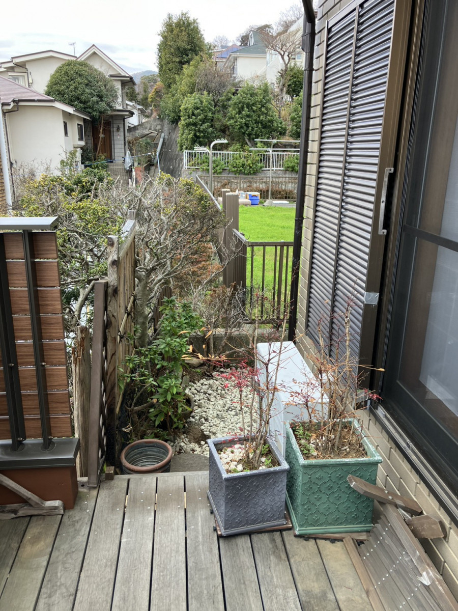 ミネオトーヨー住器の小田原にてウッドパーテーション取付の施工前の写真2