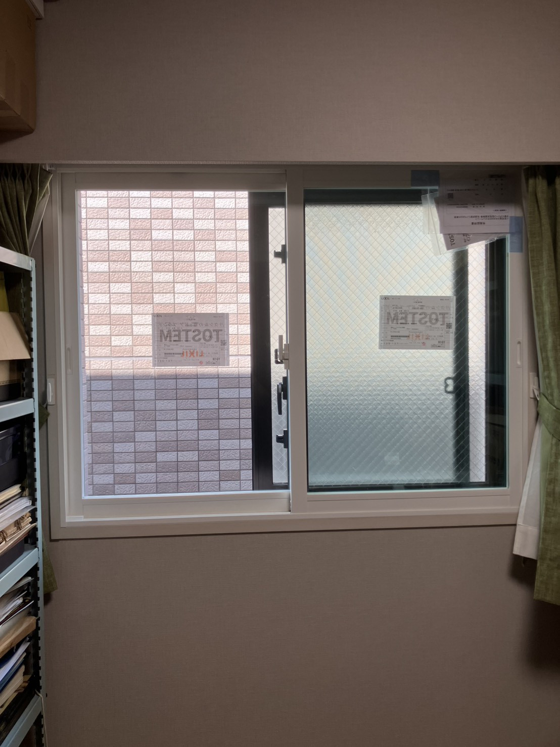 ミネオトーヨー住器の横浜市にて内窓「インプラス」取付の施工後の写真1